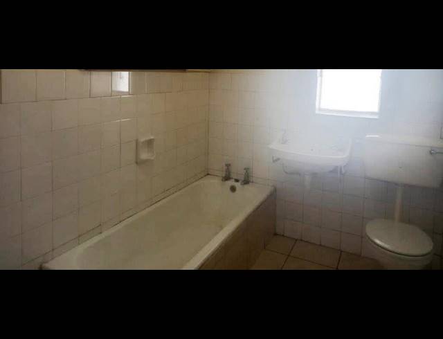 1 BEDROOM APARTMENT RENTED IN SOUTH END